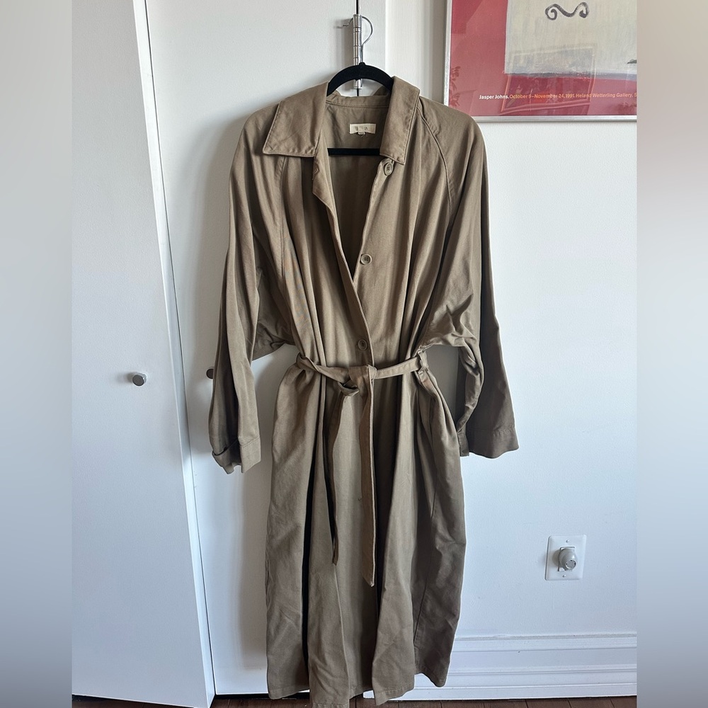 Ozma Oversized Cotton Twill Trench Coat in Tan